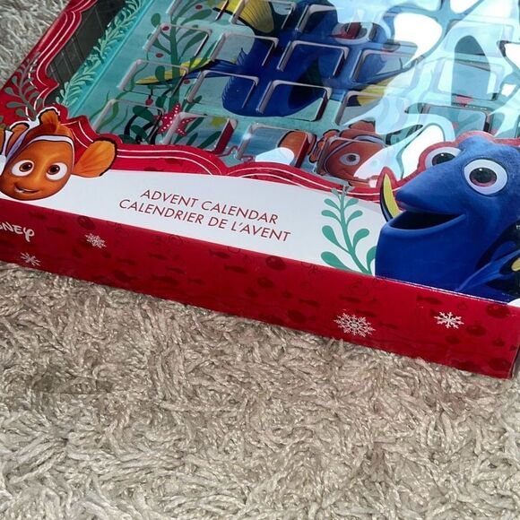 NIB Disney Kurt S. Adler Finding Dori 9.5” Tabletop Advent Calendar Christmas - Picture 9 of 9